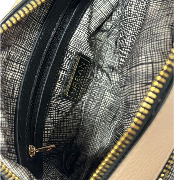Urban Expressions Audrey Crossbody Bag Two Tone Bag Zip Closure Adjustable Strap - Picture 16 of 16